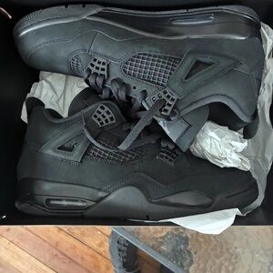 Jordan Black Sneakers